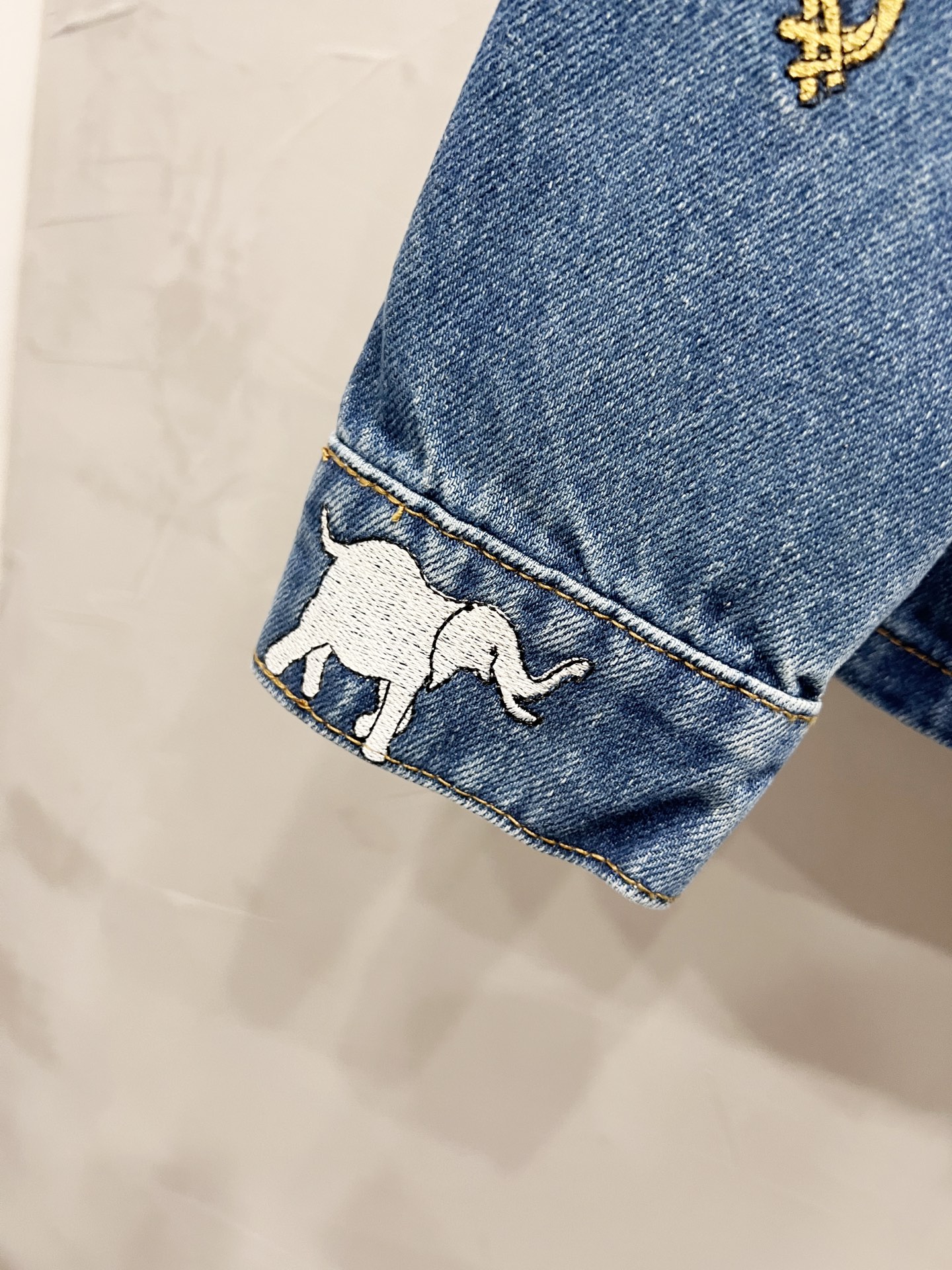 LV Jacket-164
