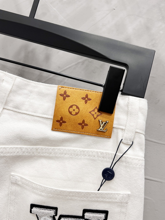 LV Jeans-070