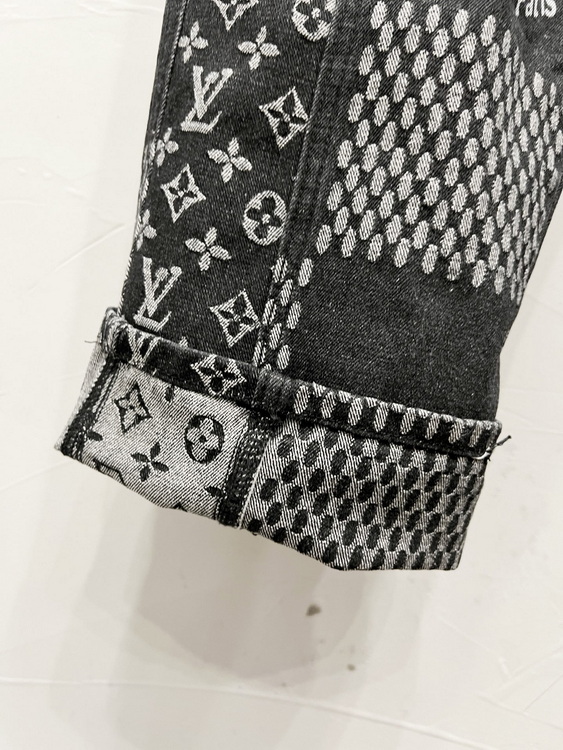 LV Jeans-079