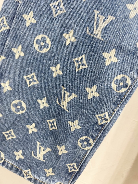 LV Jeans-080