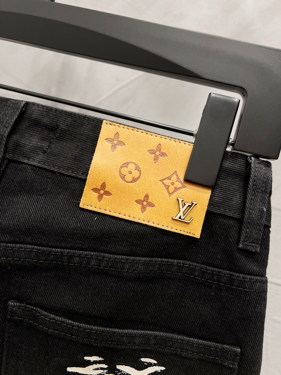 LV Jeans-102