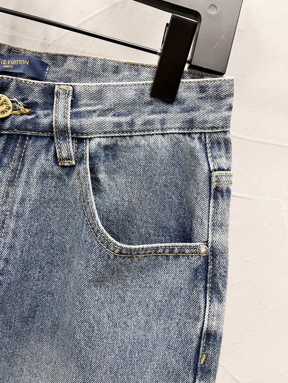 LV Jeans-103