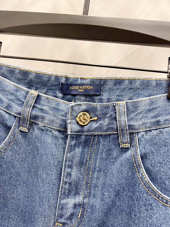 LV Jeans-113
