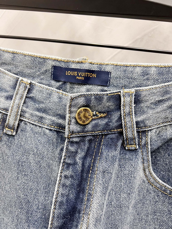 LV Jeans-115
