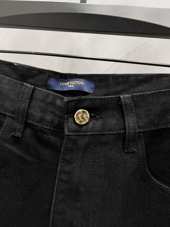 LV Jeans-125