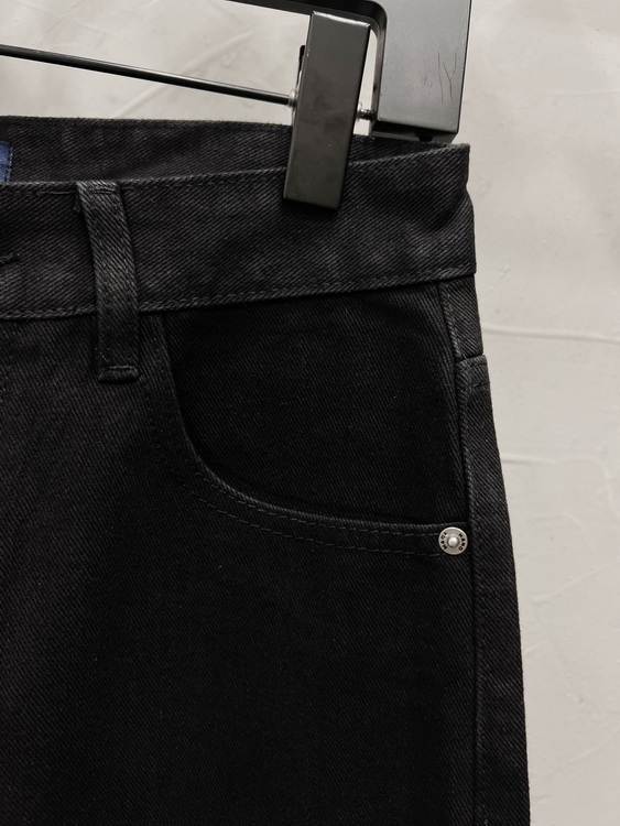 LV Jeans-125
