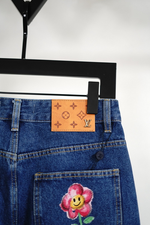 LV Jeans-136
