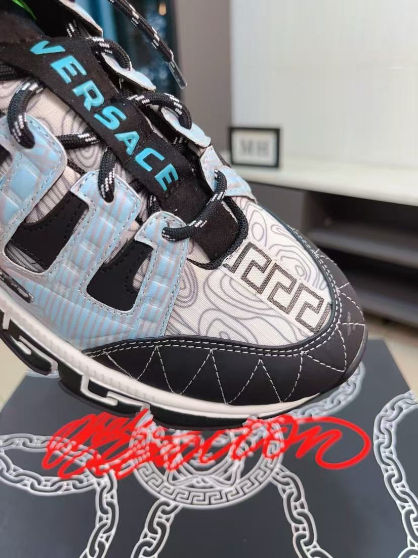Versace Shoes(AAA)-197