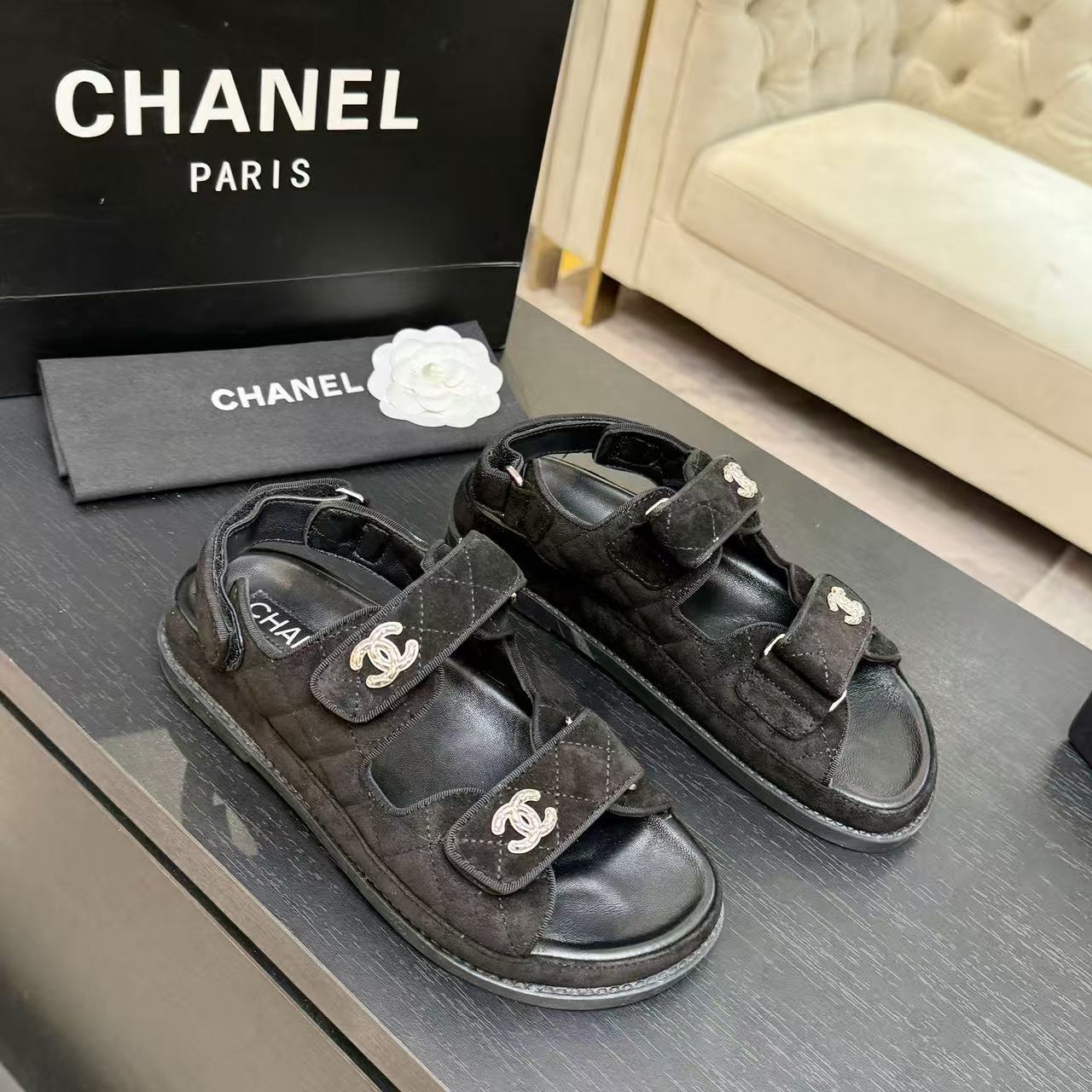 Chanel Slippers Women(AAA)-068