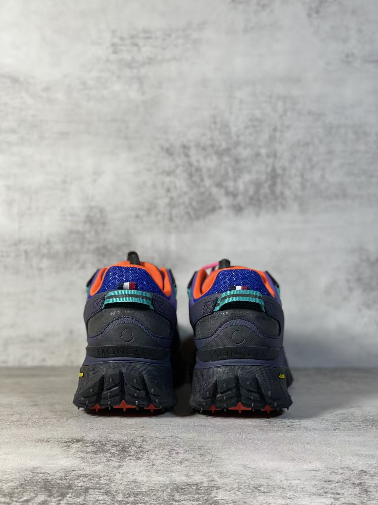 Moncler Shoes(AAA)-004