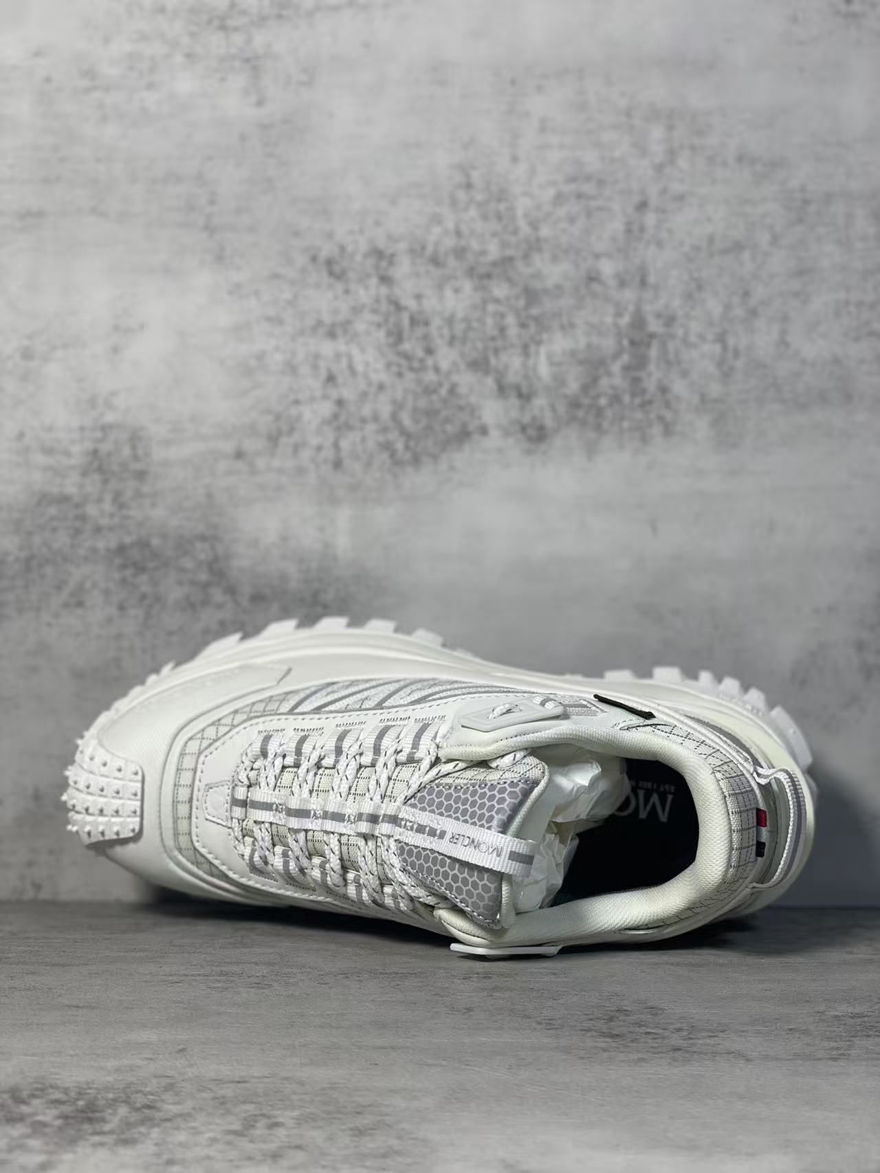 Moncler Shoes(AAA)-001