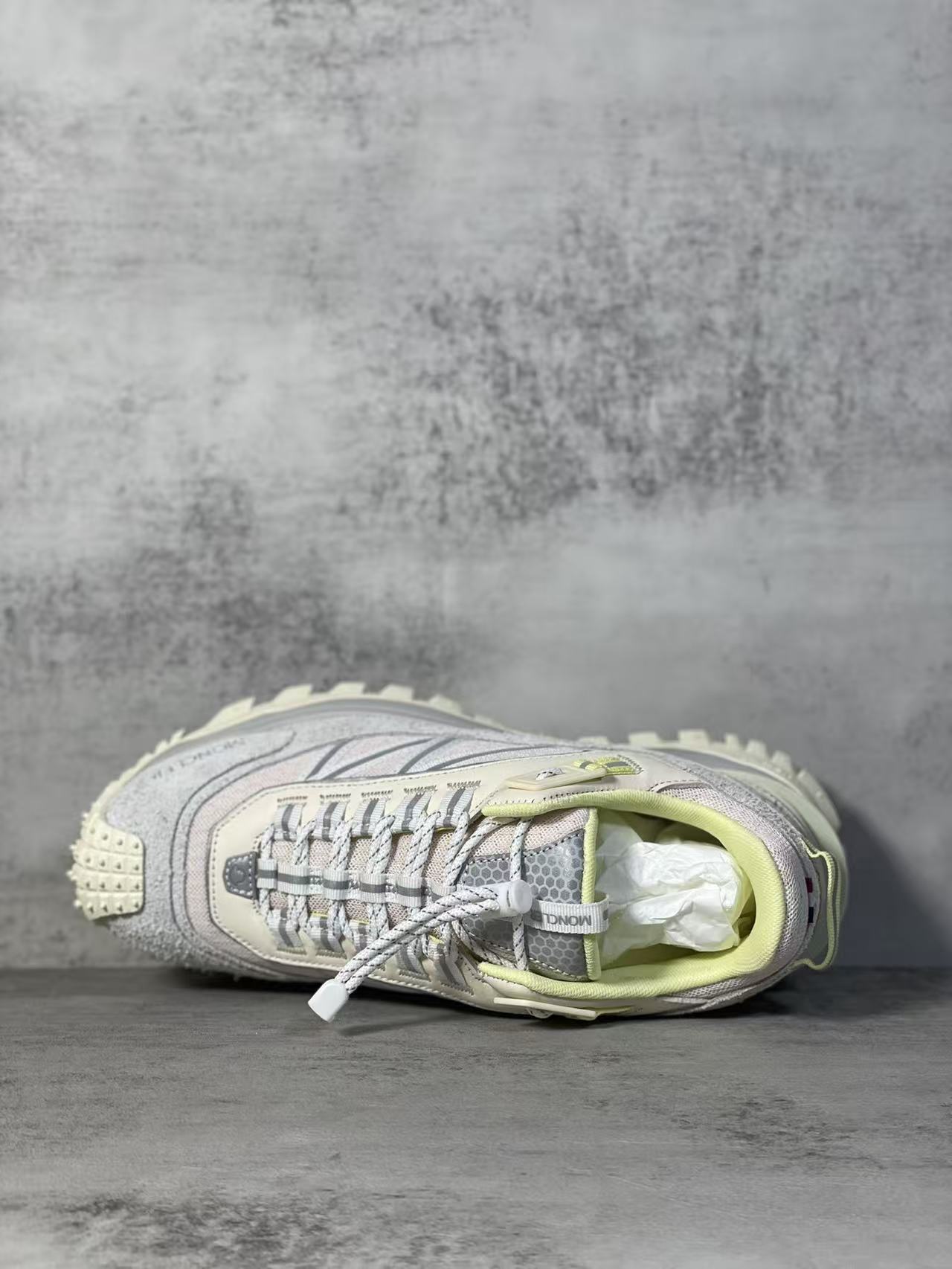 Moncler Shoes(AAA)-002