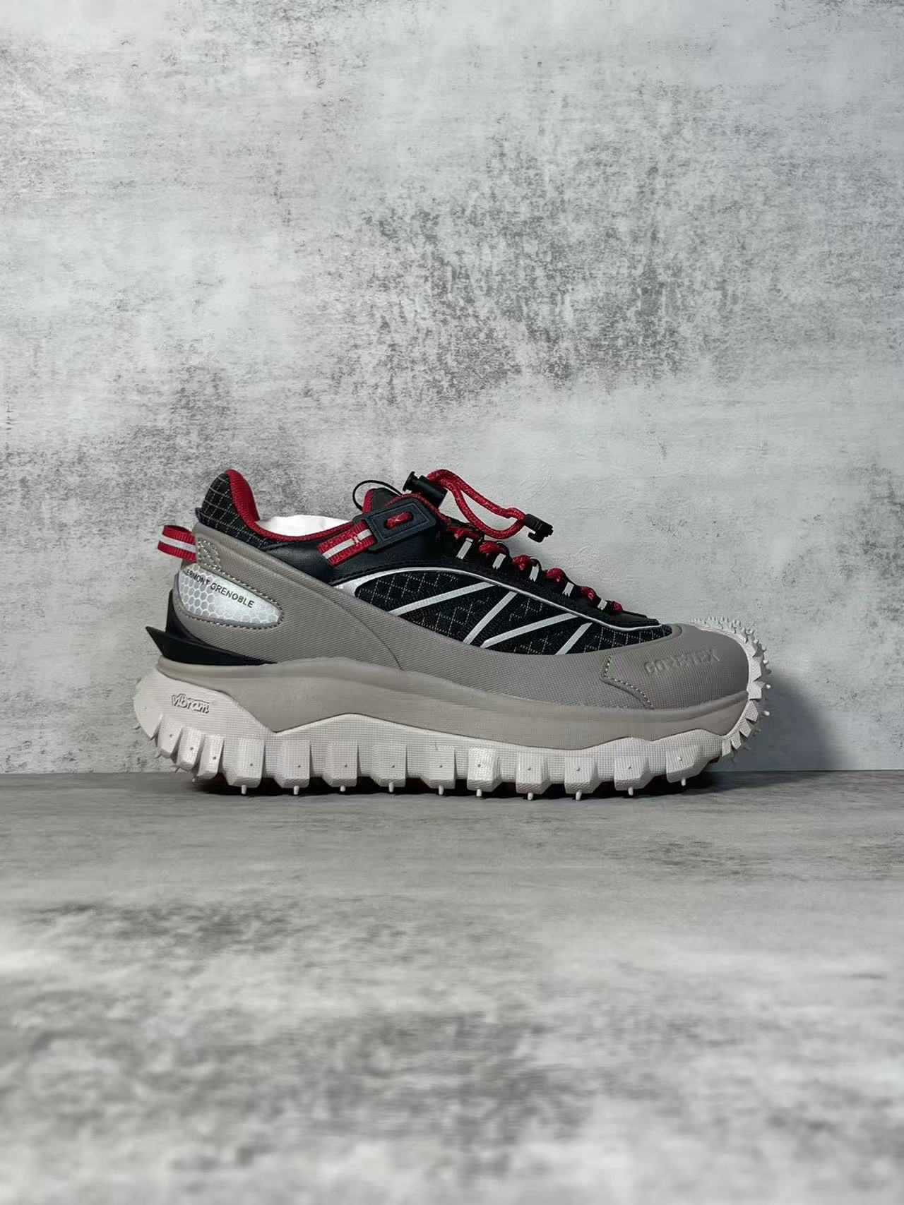 Moncler Shoes(AAA)-005