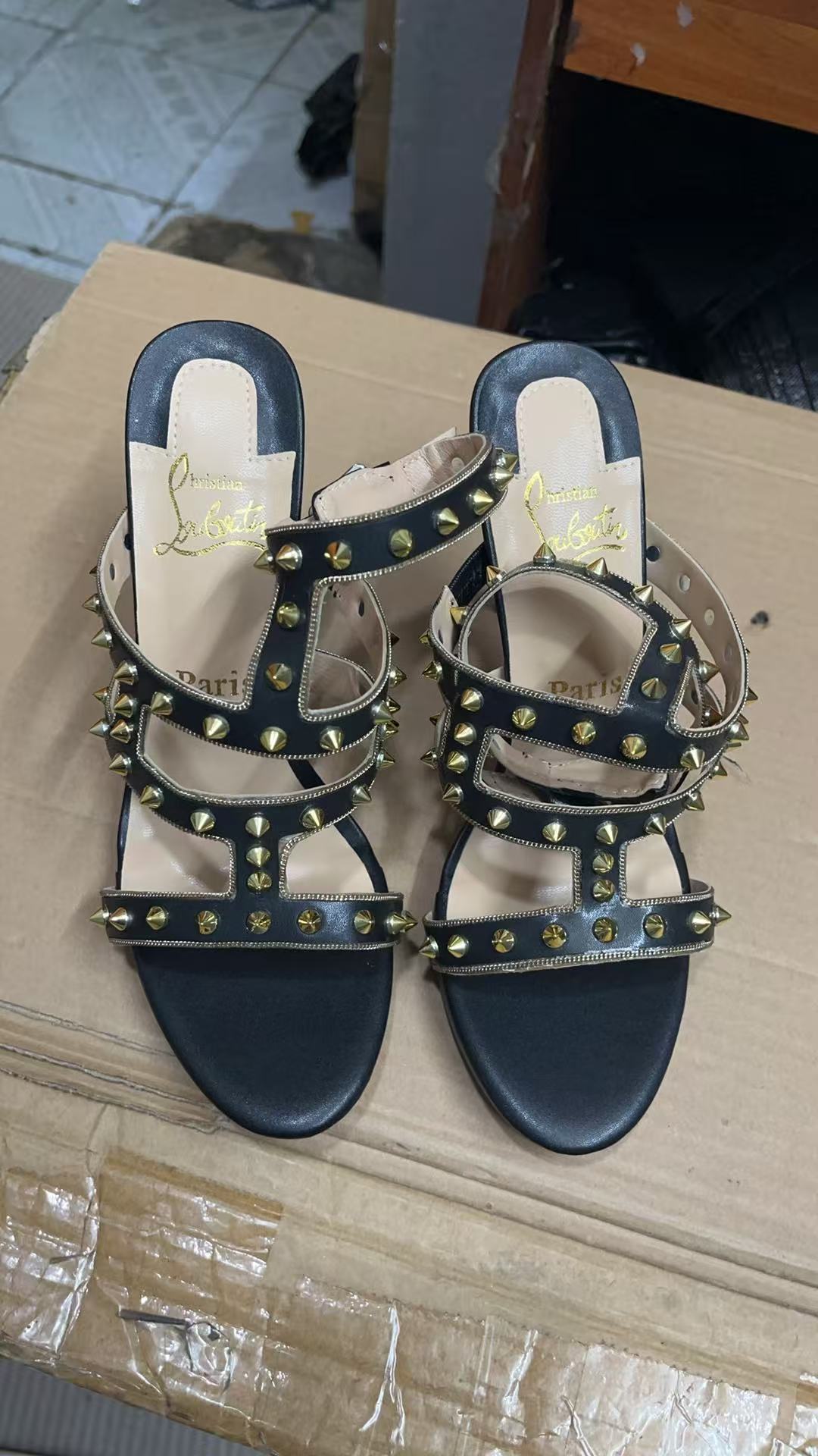 CL High Heel-085