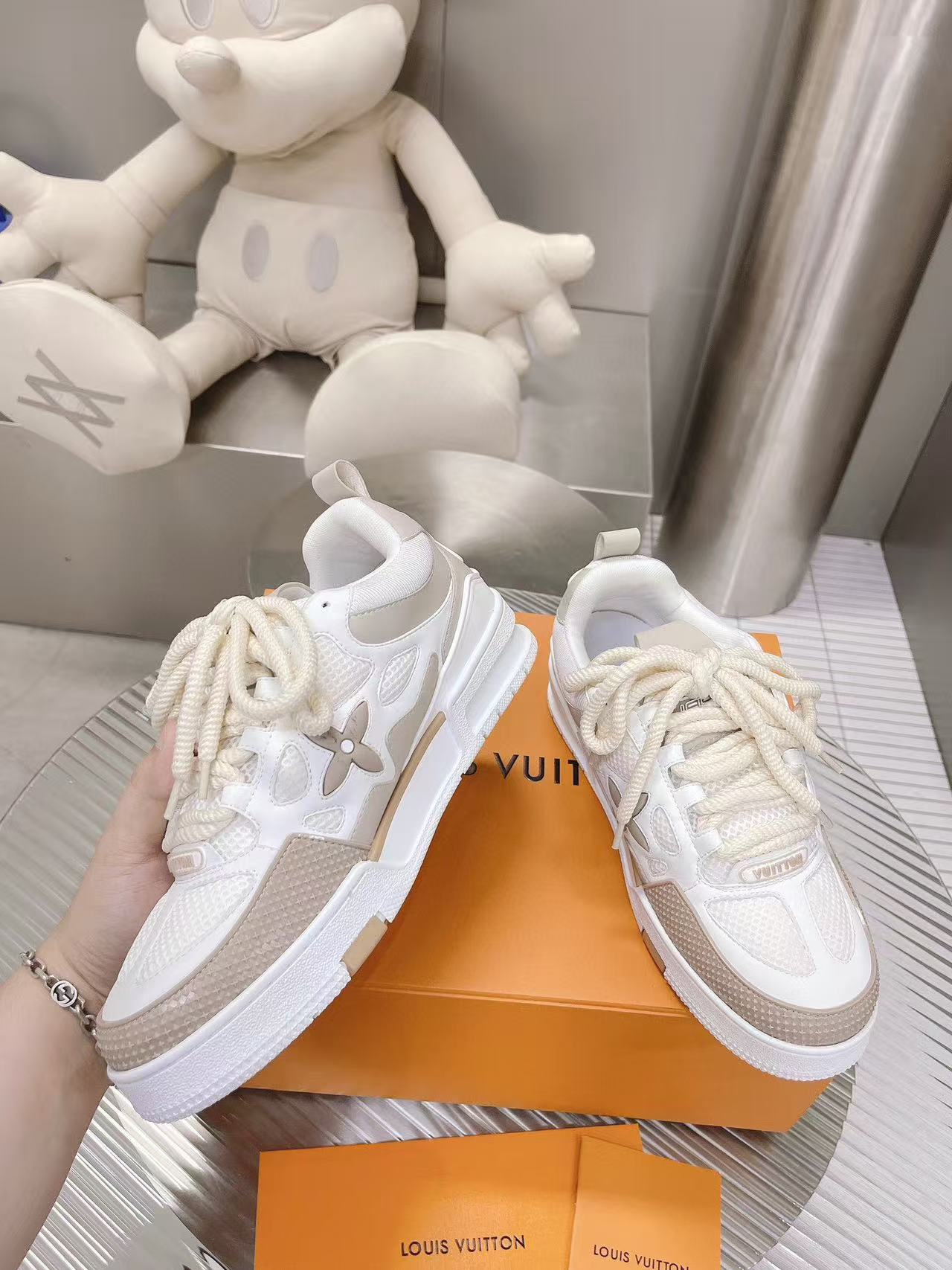 LV Shoes(AAA)-1235