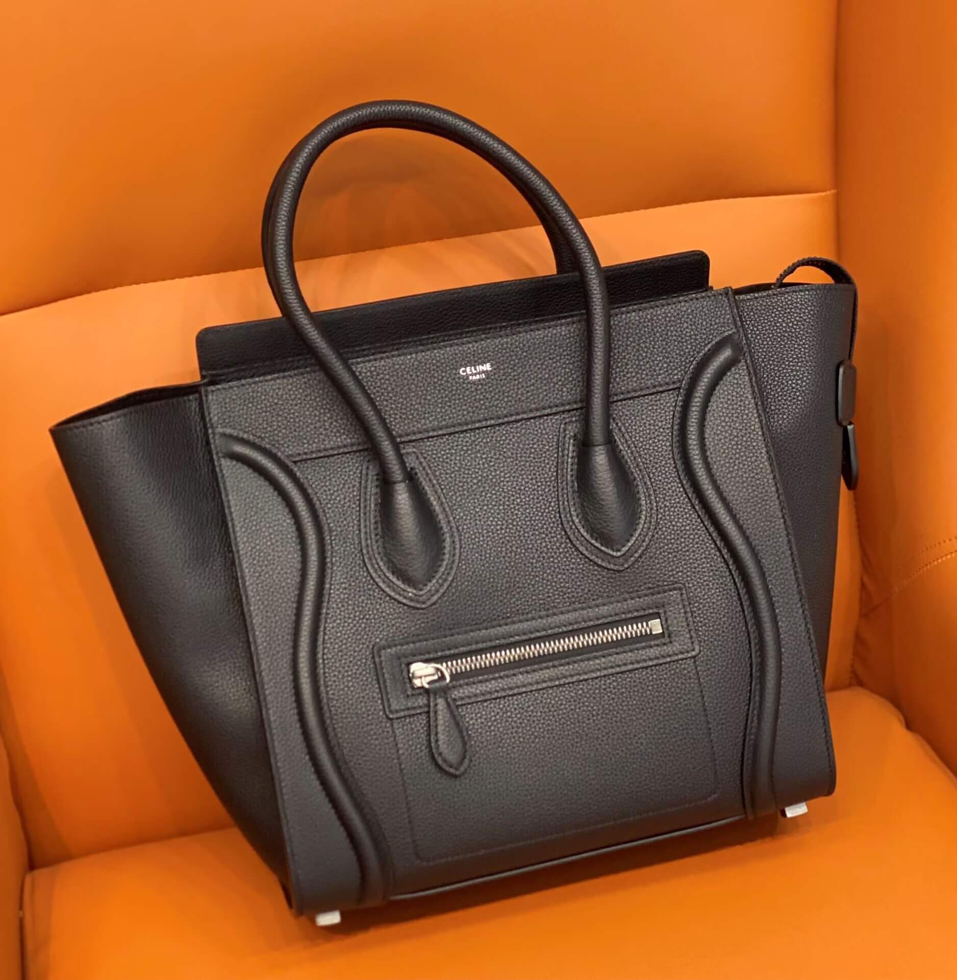 Celine Handbags AAA(Women)-004