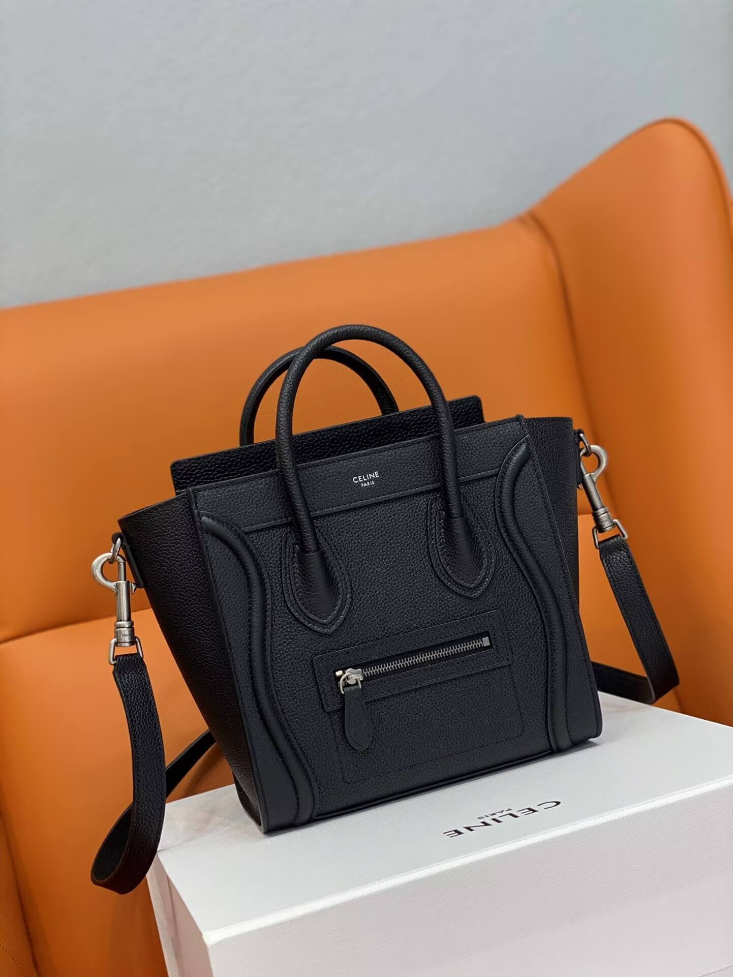 Celine Handbags AAA(Women)-006