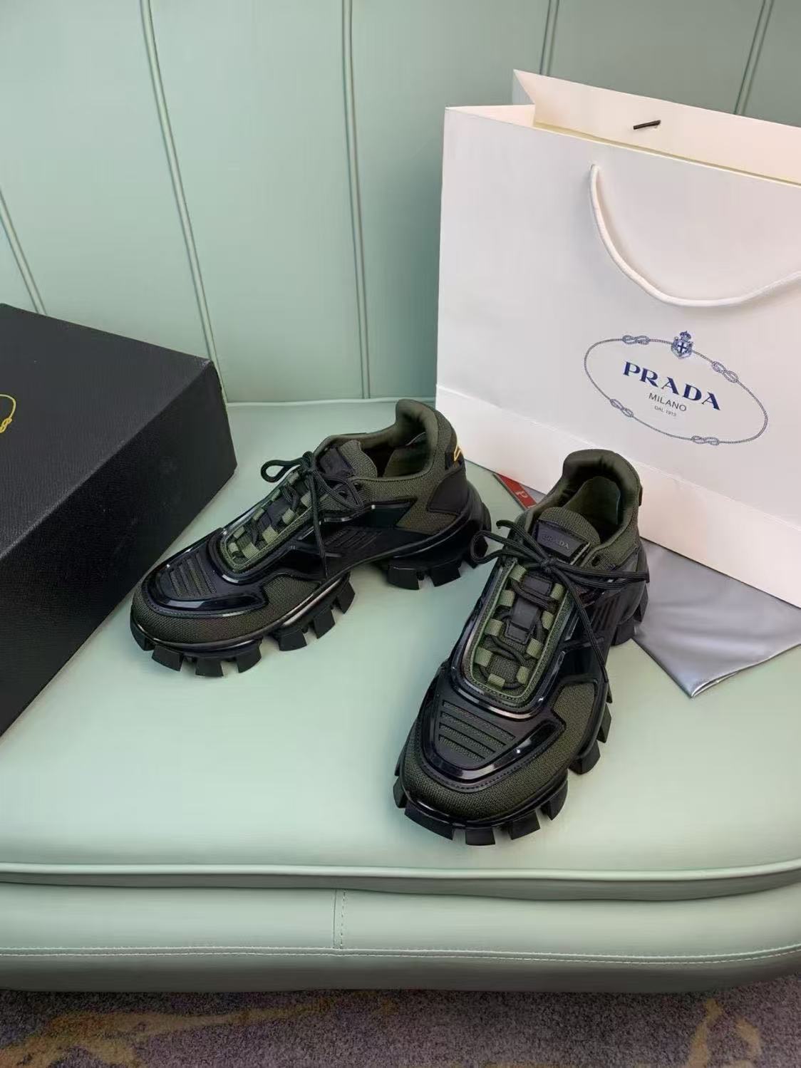 Prada Shoes(AAA)-087