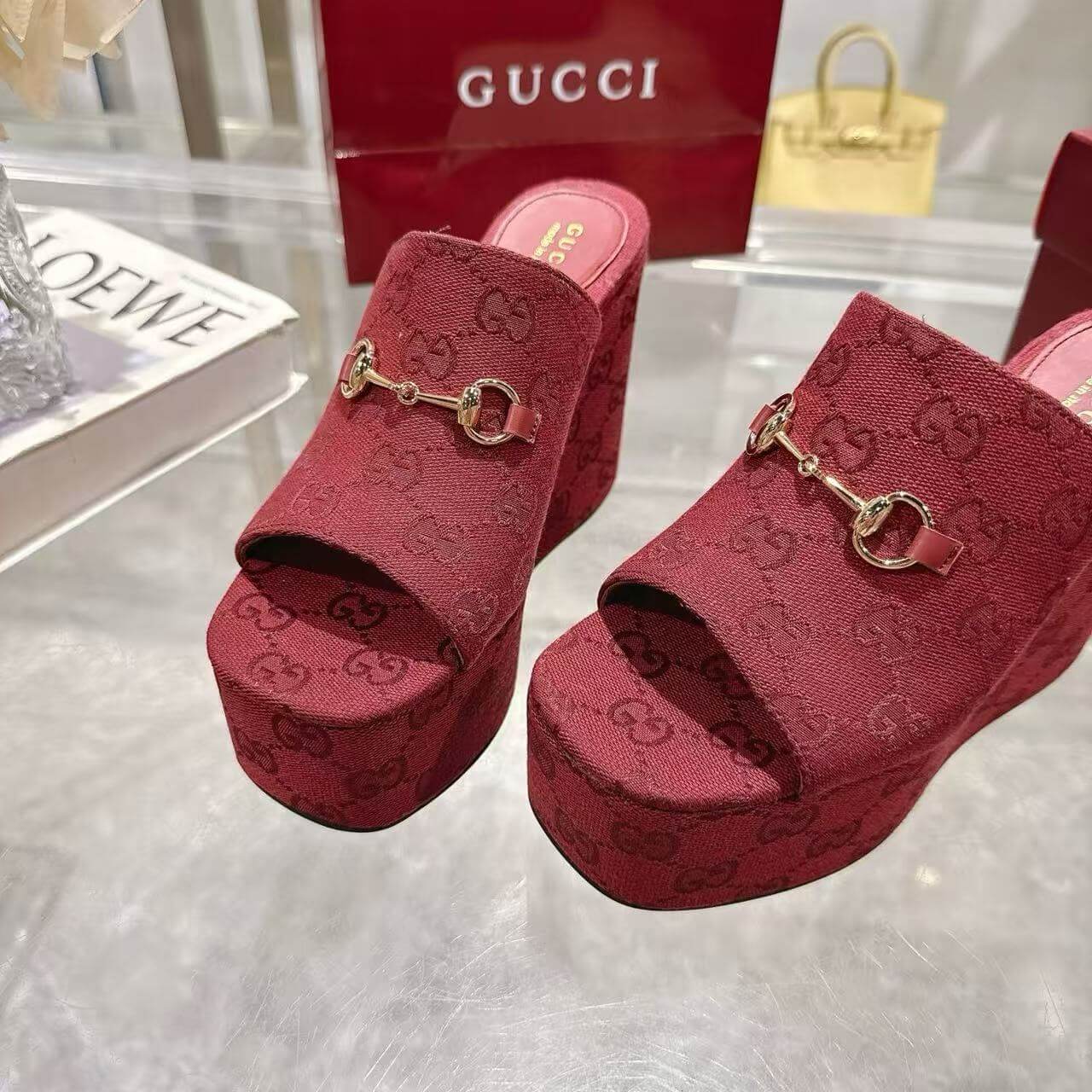 Gucci Slippers Women(AAA)-189