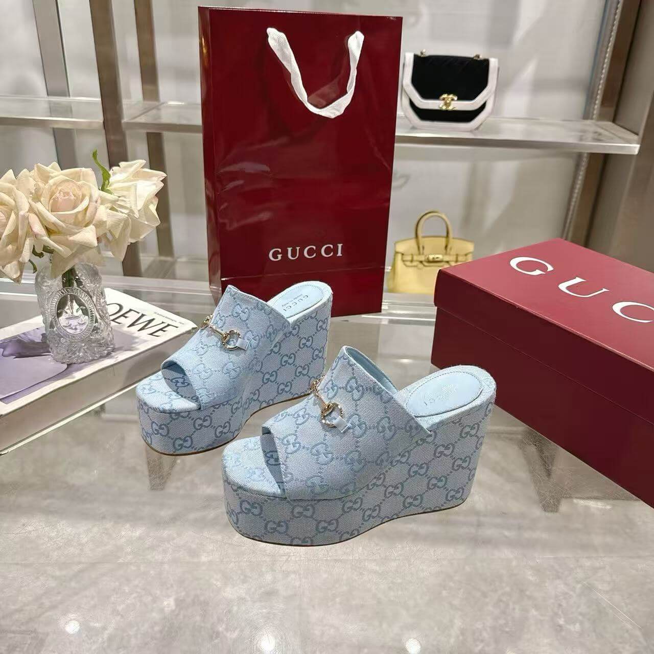 Gucci Slippers Women(AAA)-192