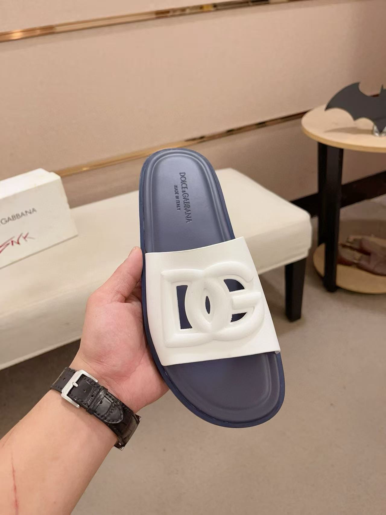 D&G Slippers(AAA)-005