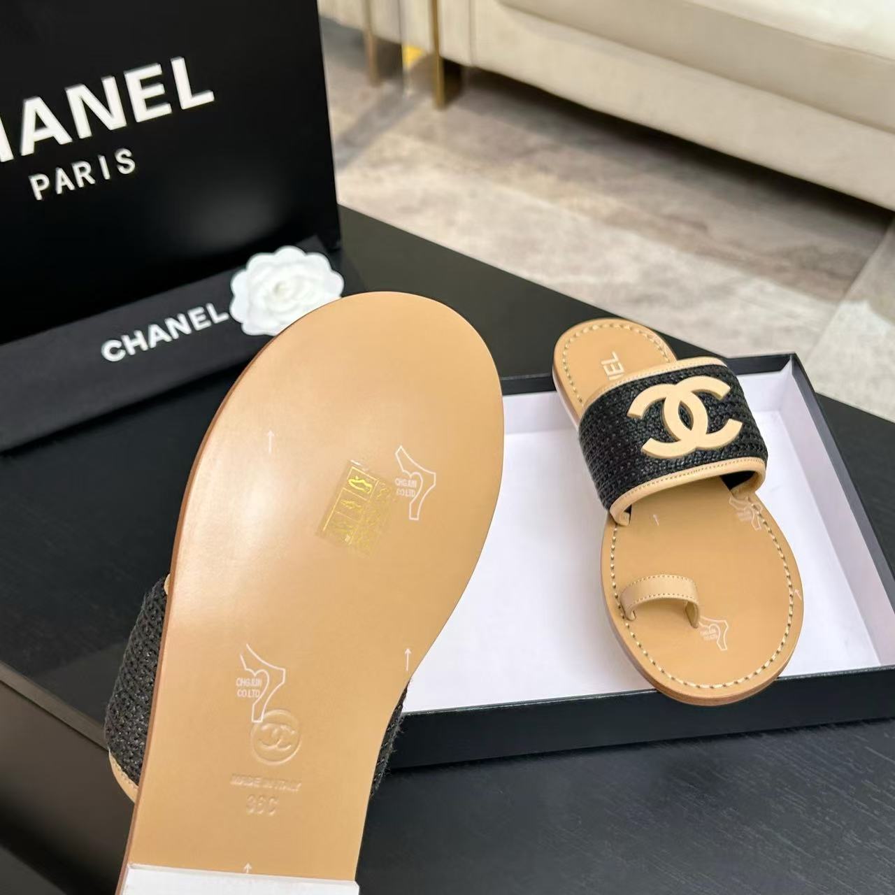 Chanel Slippers Women(AAA)-072