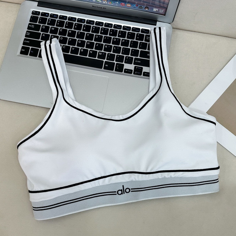 Alo Yoga Suits-002