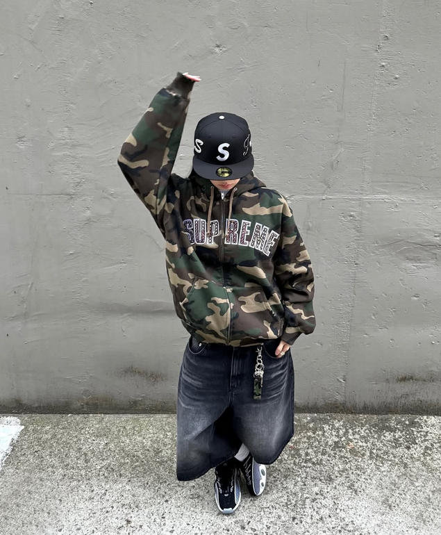 Supreme Hoody-082