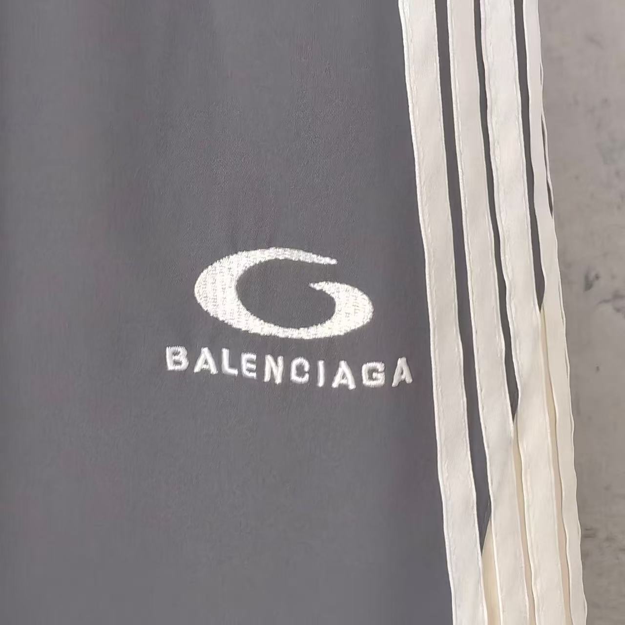 Balenciaga Pants-133