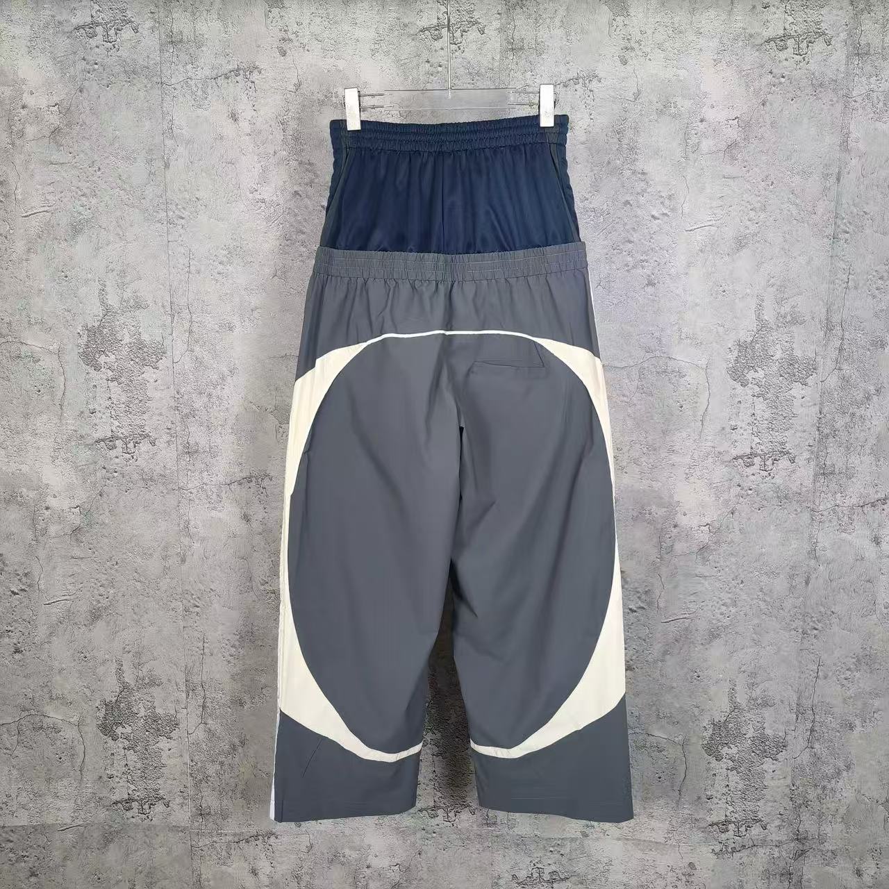 Balenciaga Pants-133