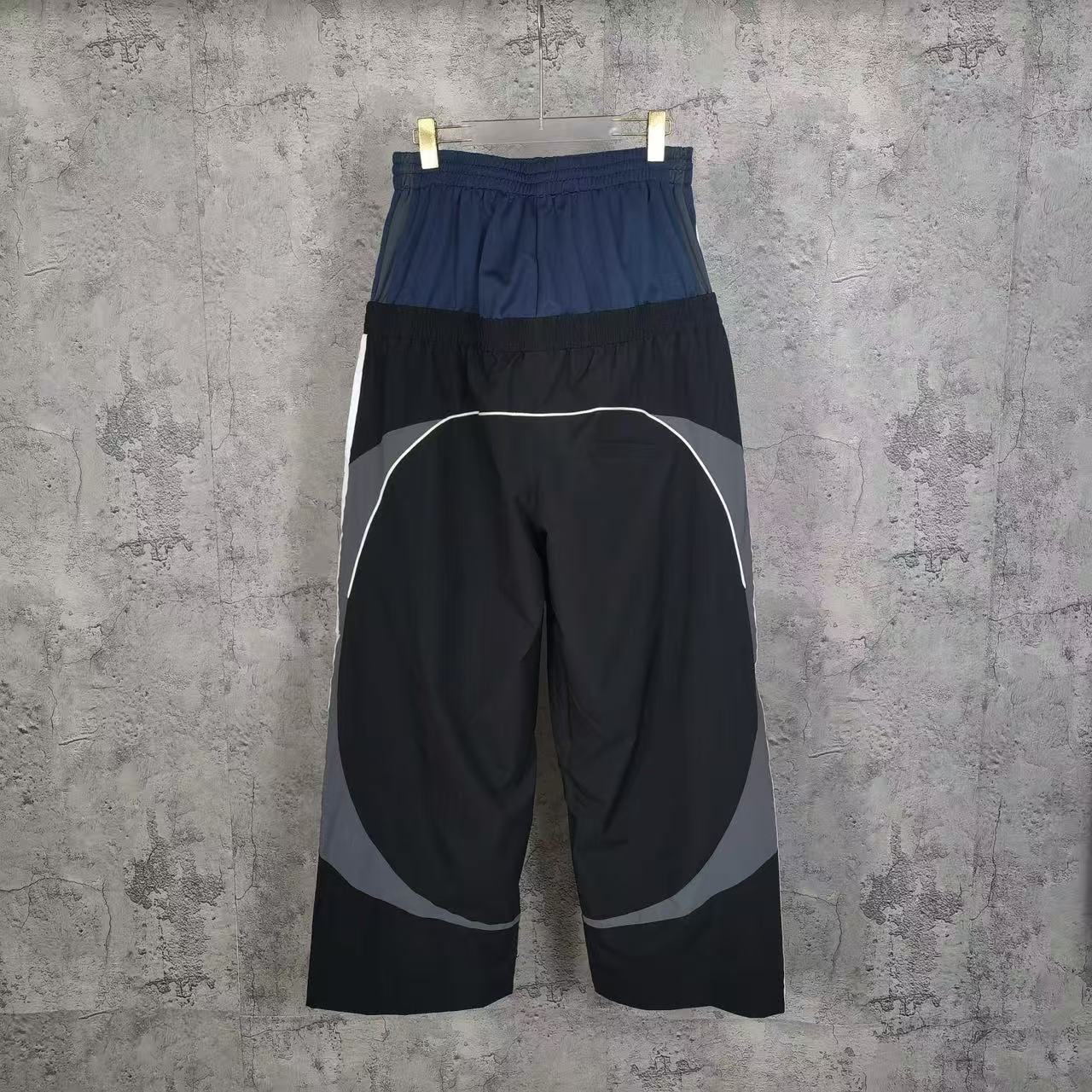Balenciaga Pants-134
