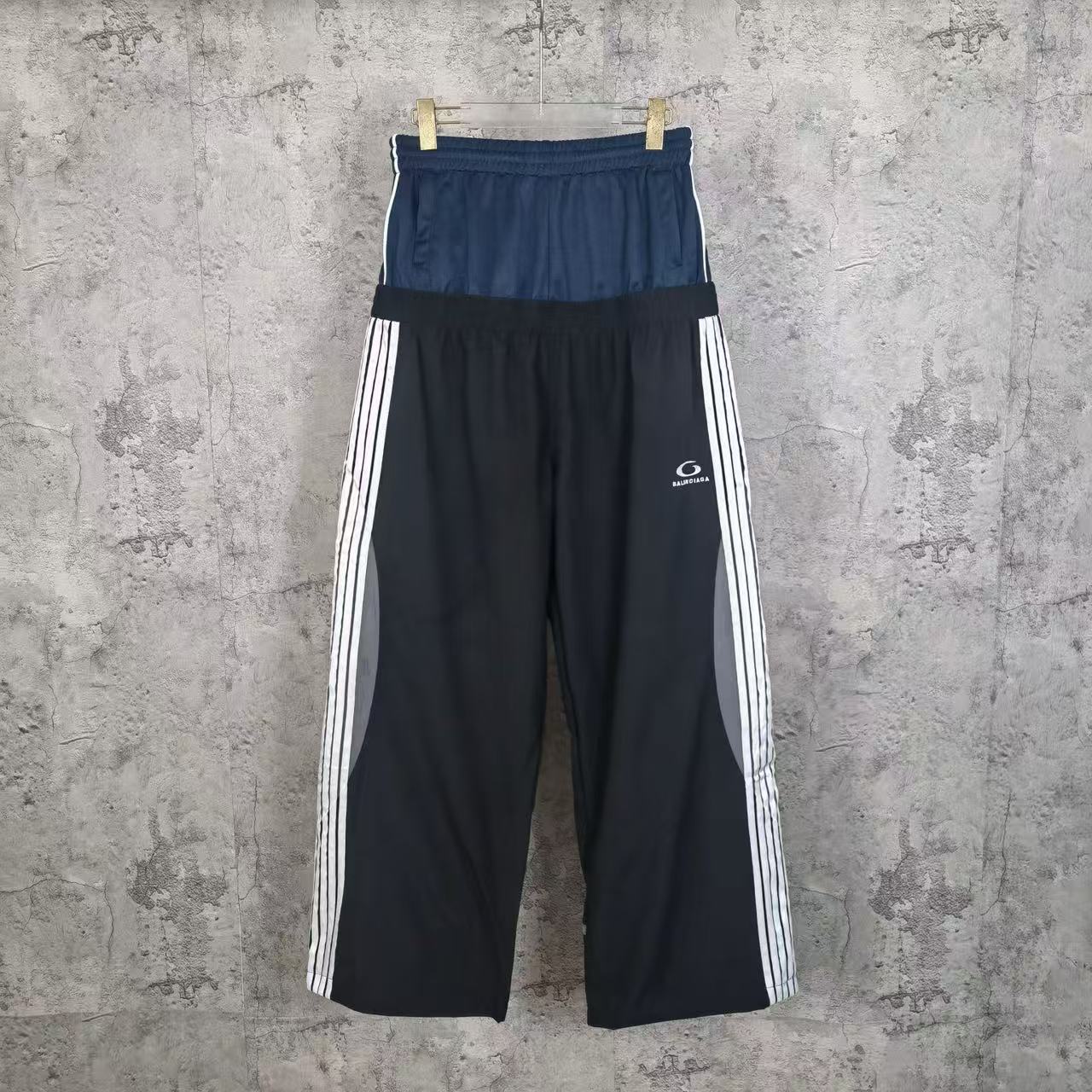 Balenciaga Pants-134