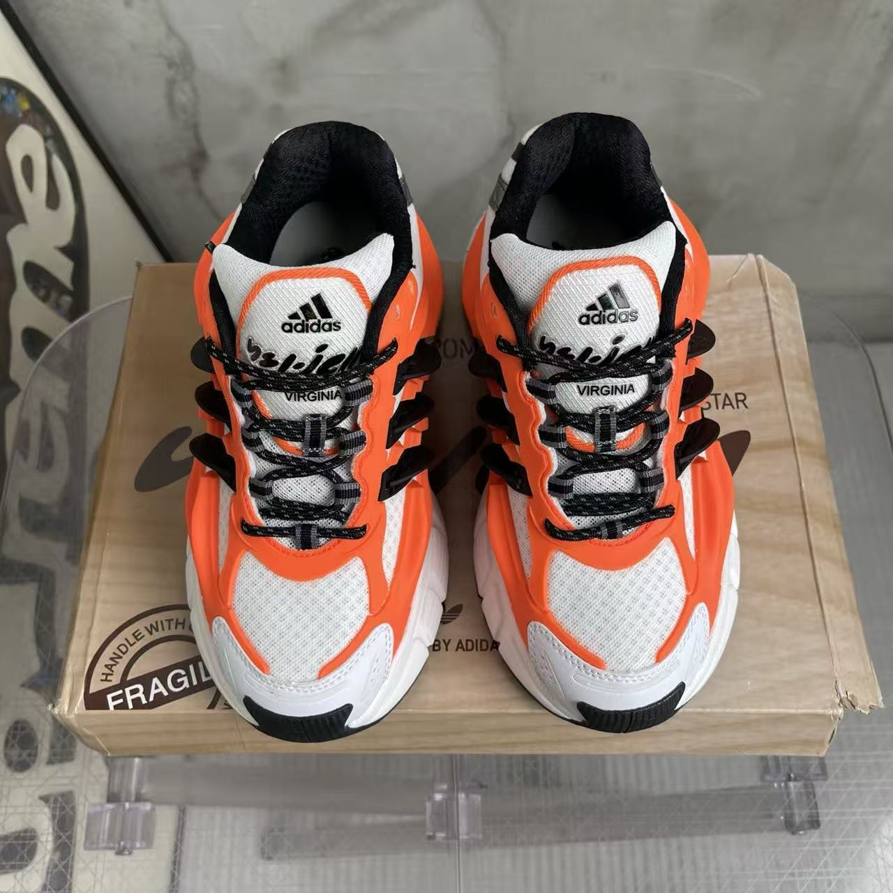 Pharrell Williams x adidas Adistar Jellyfish-001