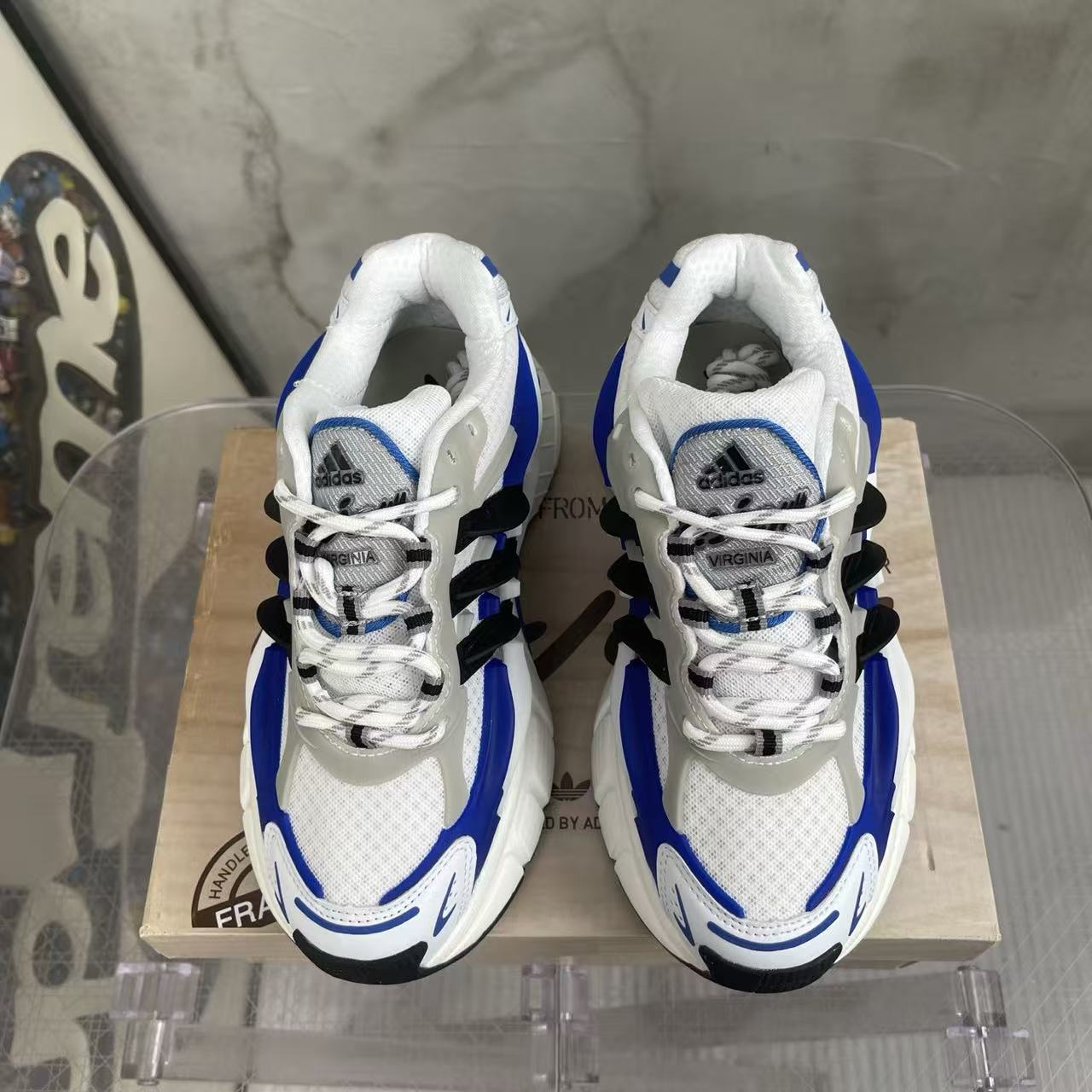 Pharrell Williams x adidas Adistar Jellyfish-004