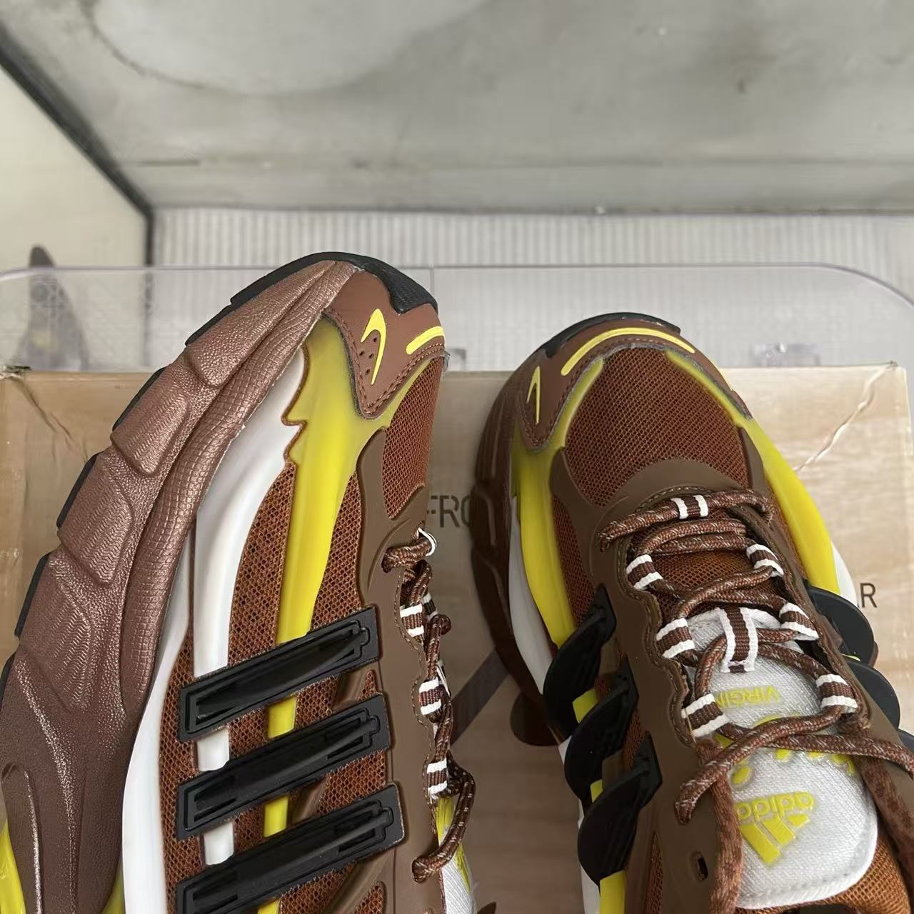 Pharrell Williams x adidas Adistar Jellyfish-005
