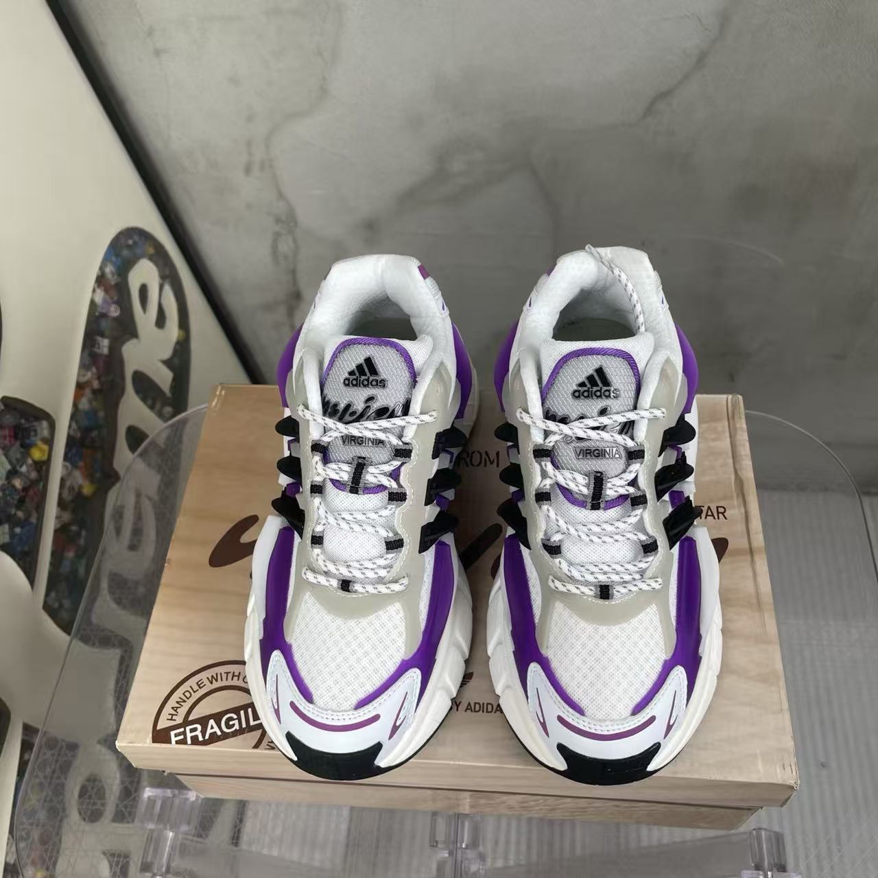 Pharrell Williams x adidas Adistar Jellyfish-006