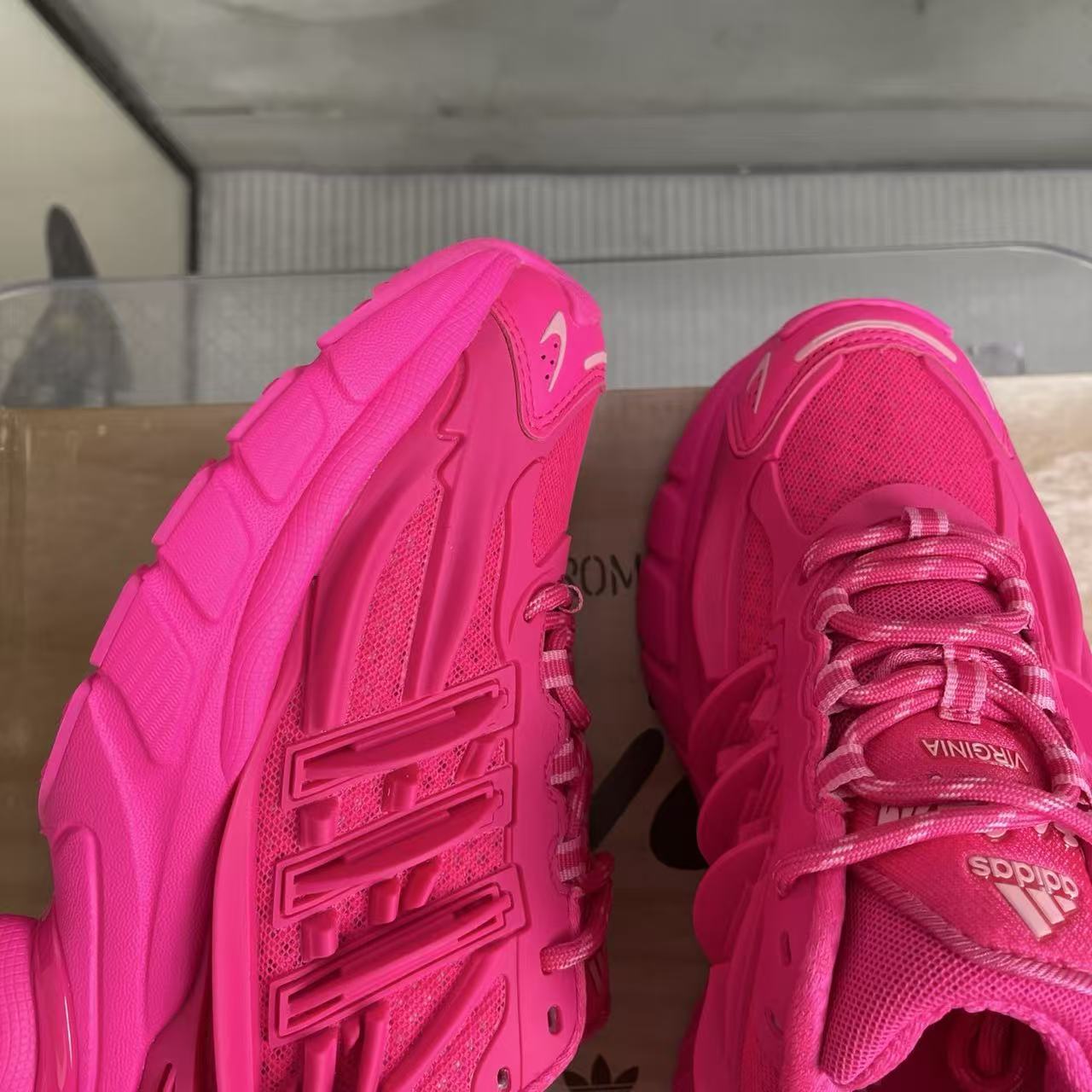 Pharrell Williams x adidas Adistar Jellyfish-007