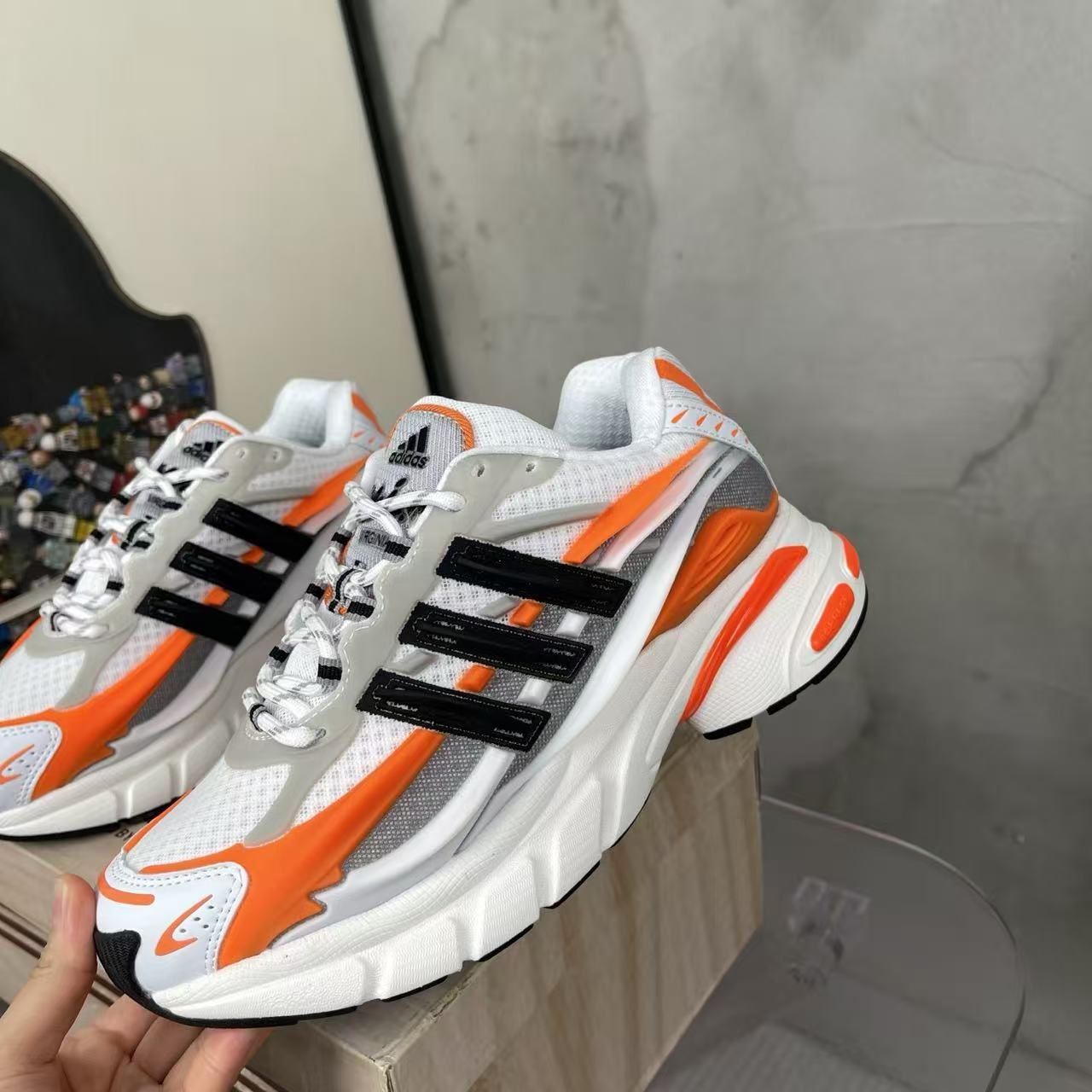 Pharrell Williams x adidas Adistar Jellyfish-008