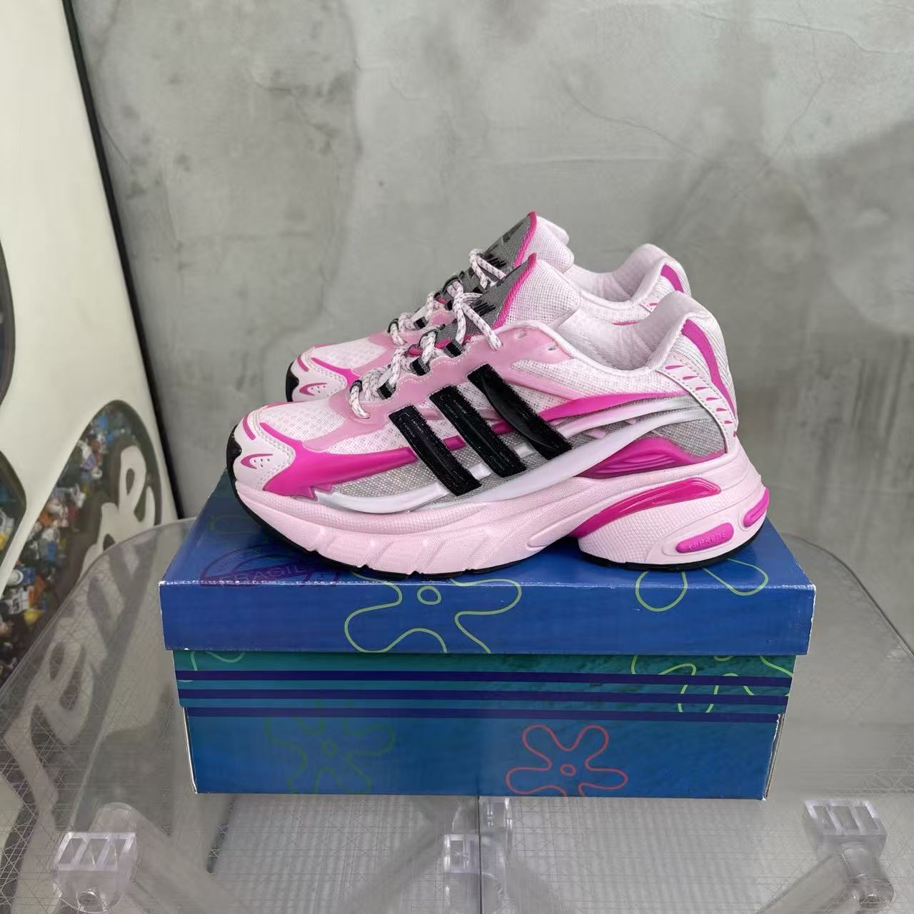 Pharrell Williams x adidas Adistar Jellyfish-010