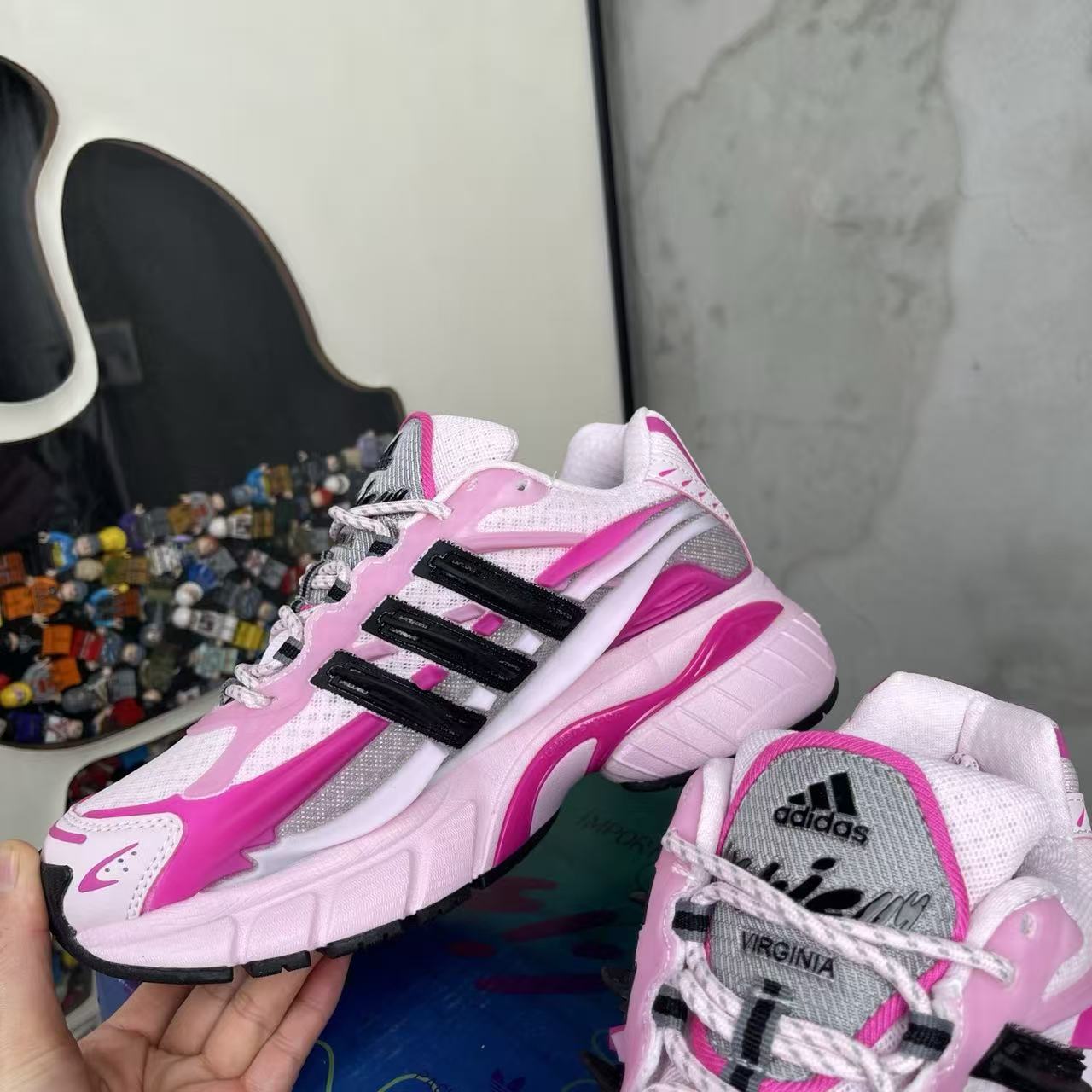 Pharrell Williams x adidas Adistar Jellyfish-010