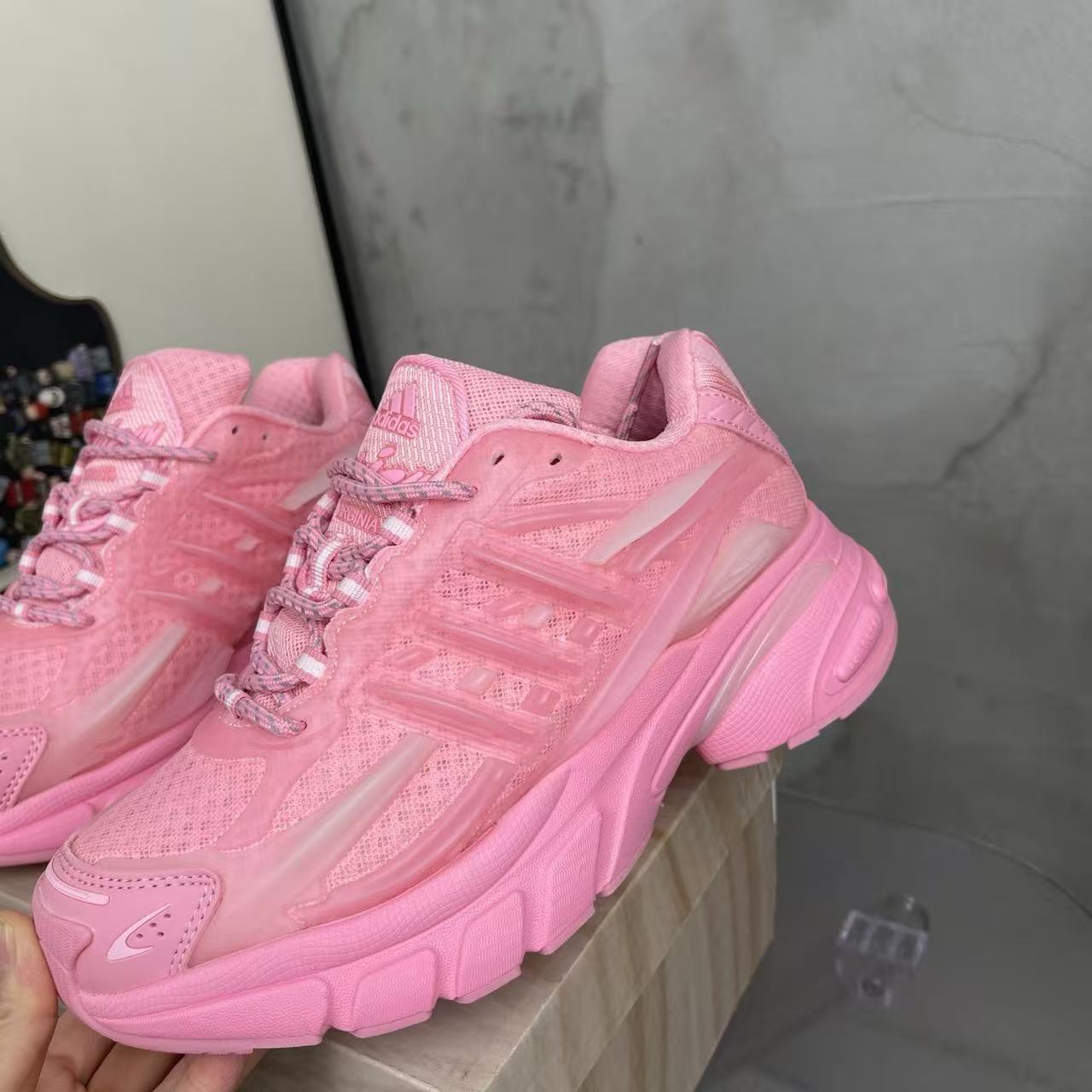 Pharrell Williams x adidas Adistar Jellyfish-012