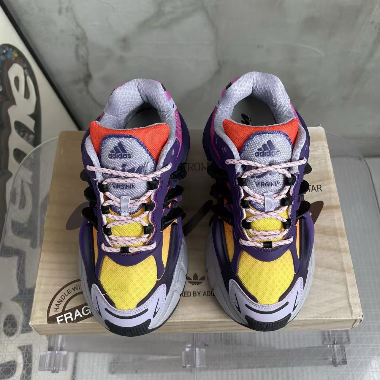 Pharrell Williams x adidas Adistar Jellyfish-013