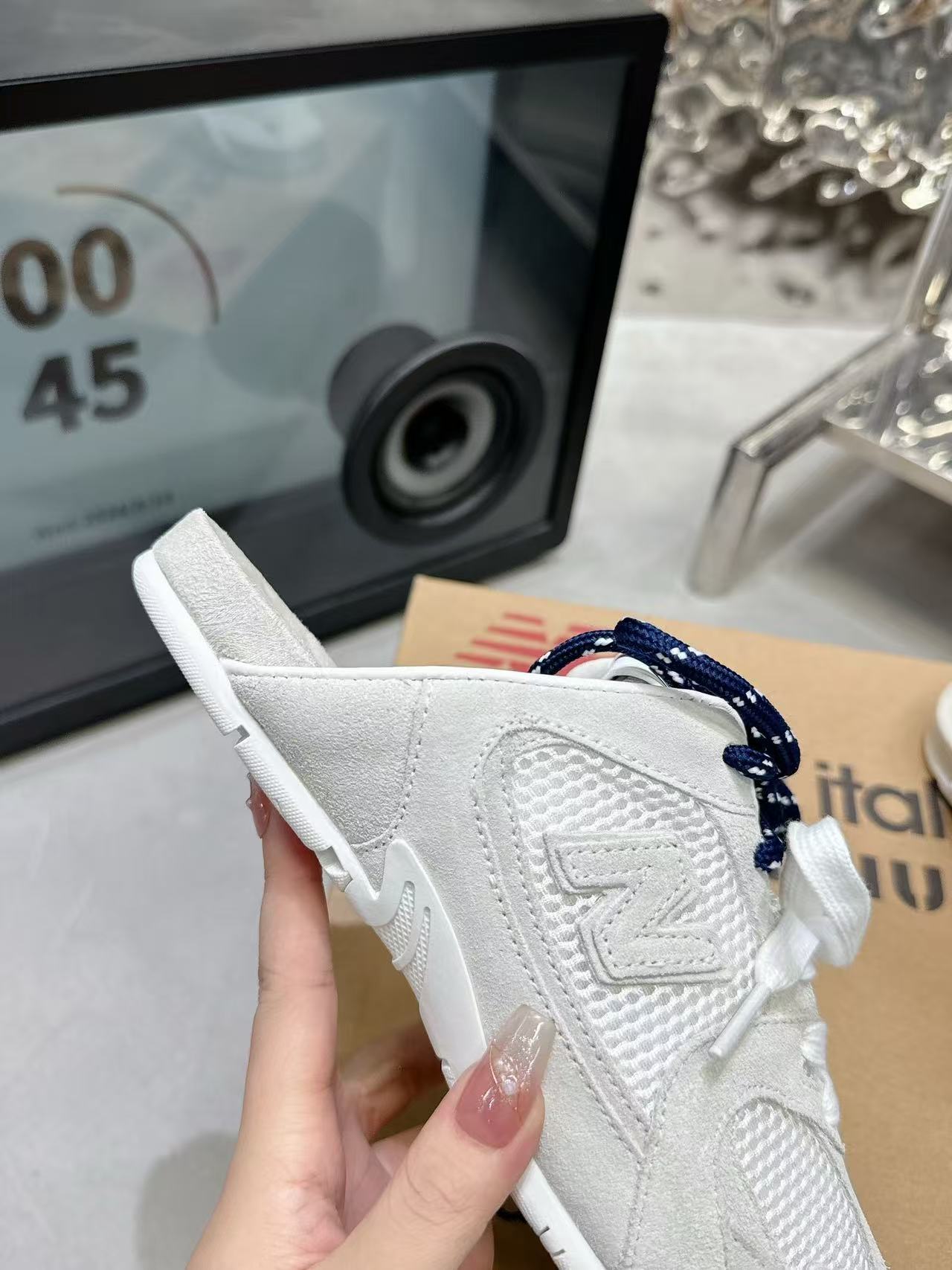 Miu Miu Shoes(AAA)-006
