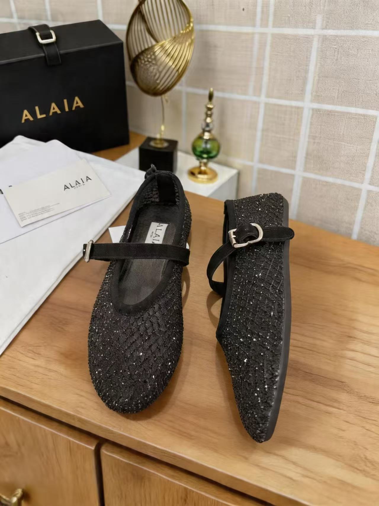 Alaia Shoes AAA(Women)-006