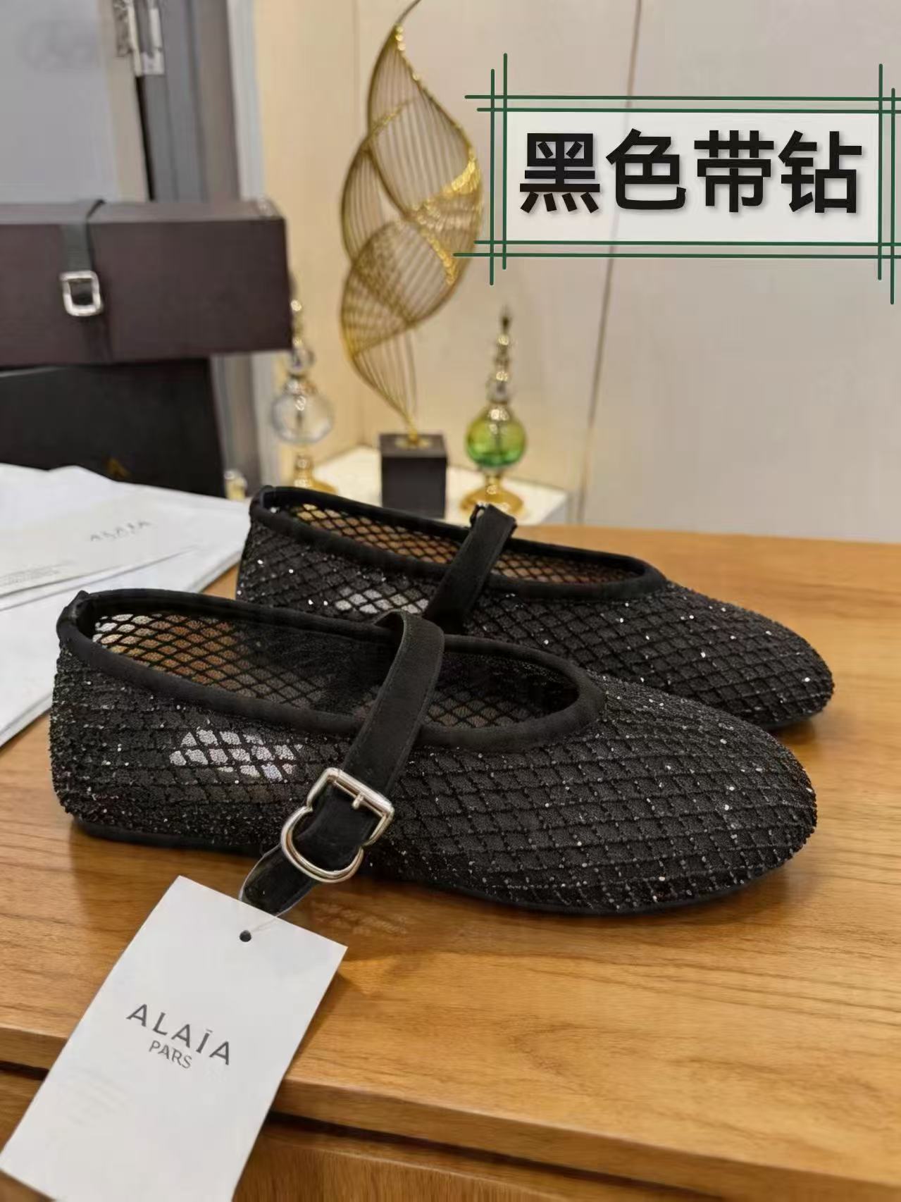 Alaia Shoes AAA(Women)-006