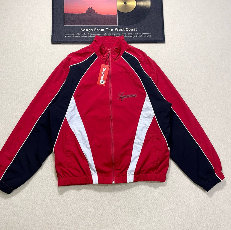 SUPREME Jacket-053