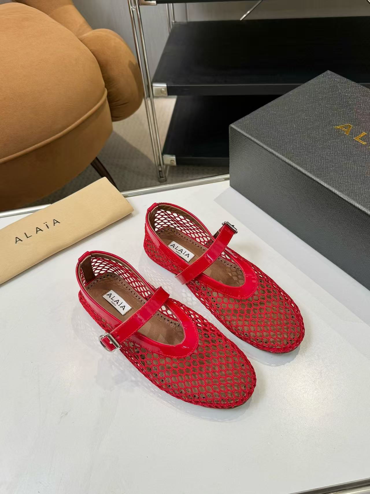 Alaia Shoes AAA(Women)-017