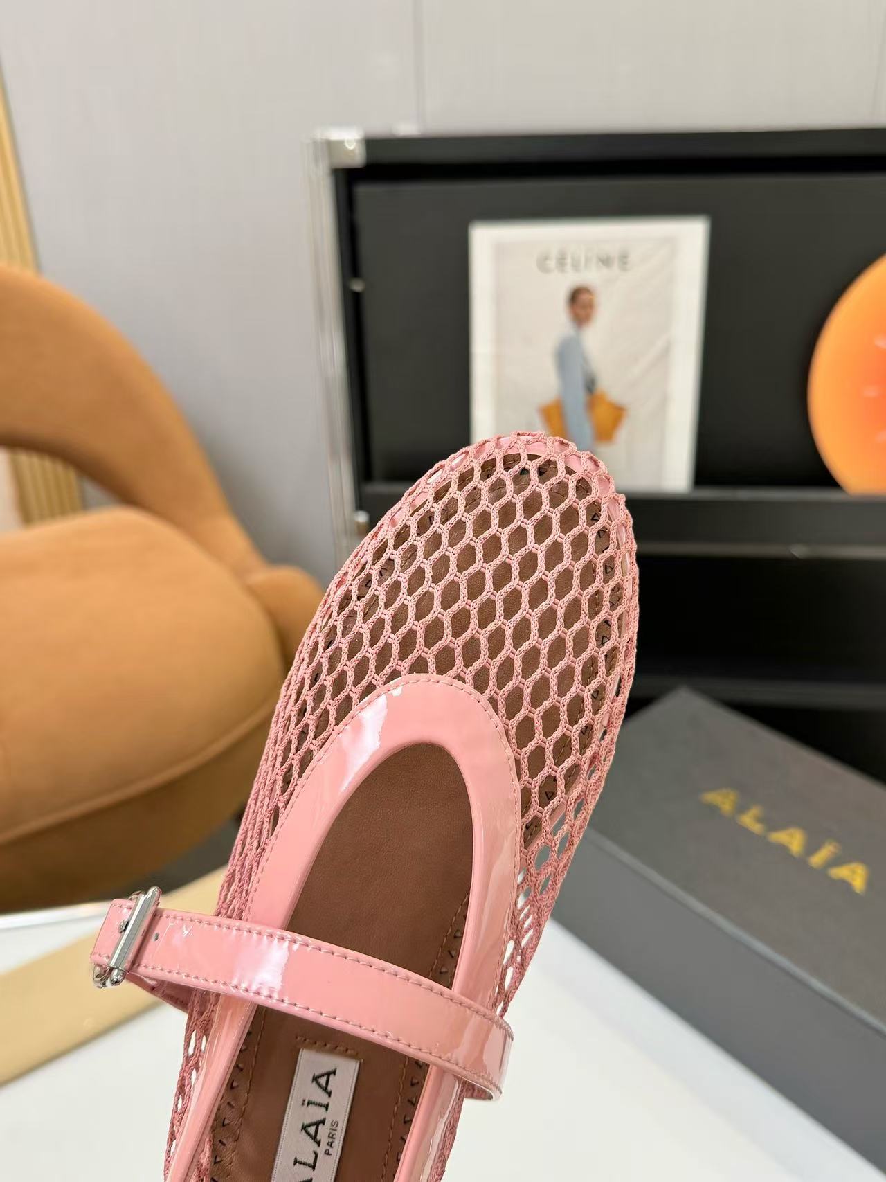 Alaia Shoes AAA(Women)-009