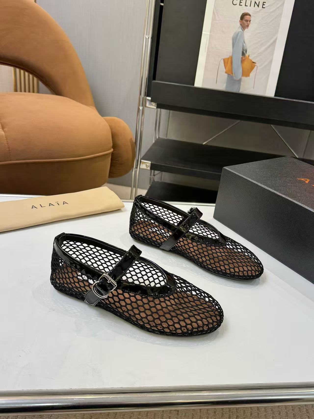 Alaia Shoes AAA(Women)-018