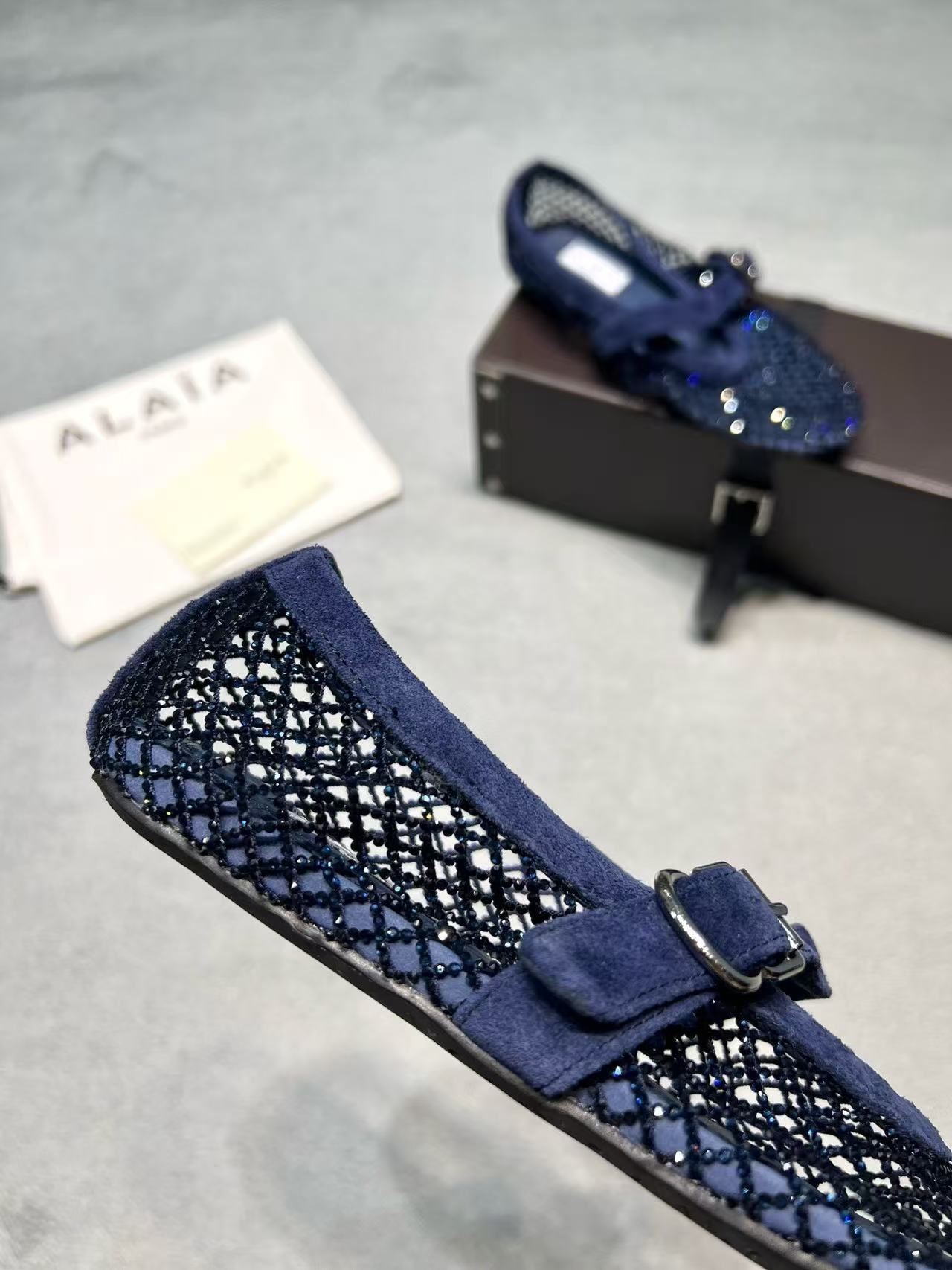 Alaia Shoes AAA(Women)-010